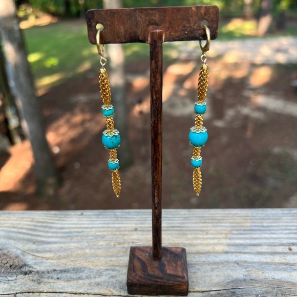 Turquoise and gold earrings - Picture 2 of 2